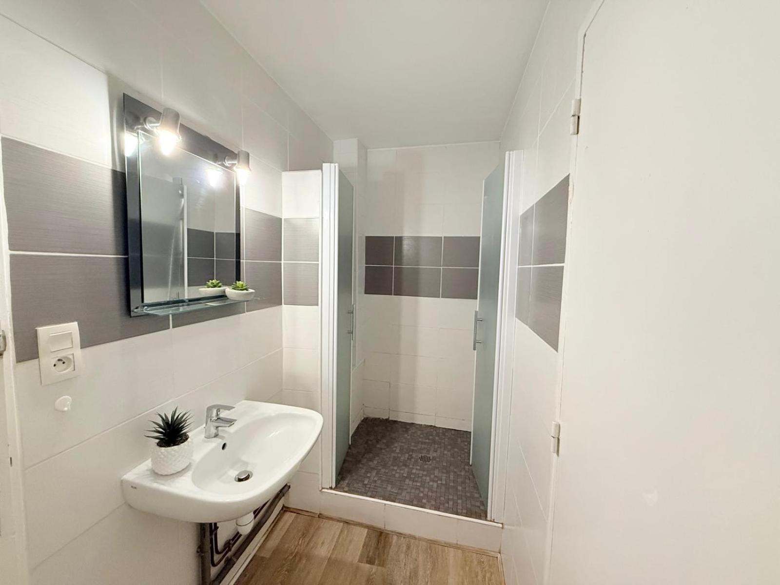 Cosy Ange 3Ch - Place Verdun & Garage & Balcon بو المظهر الخارجي الصورة